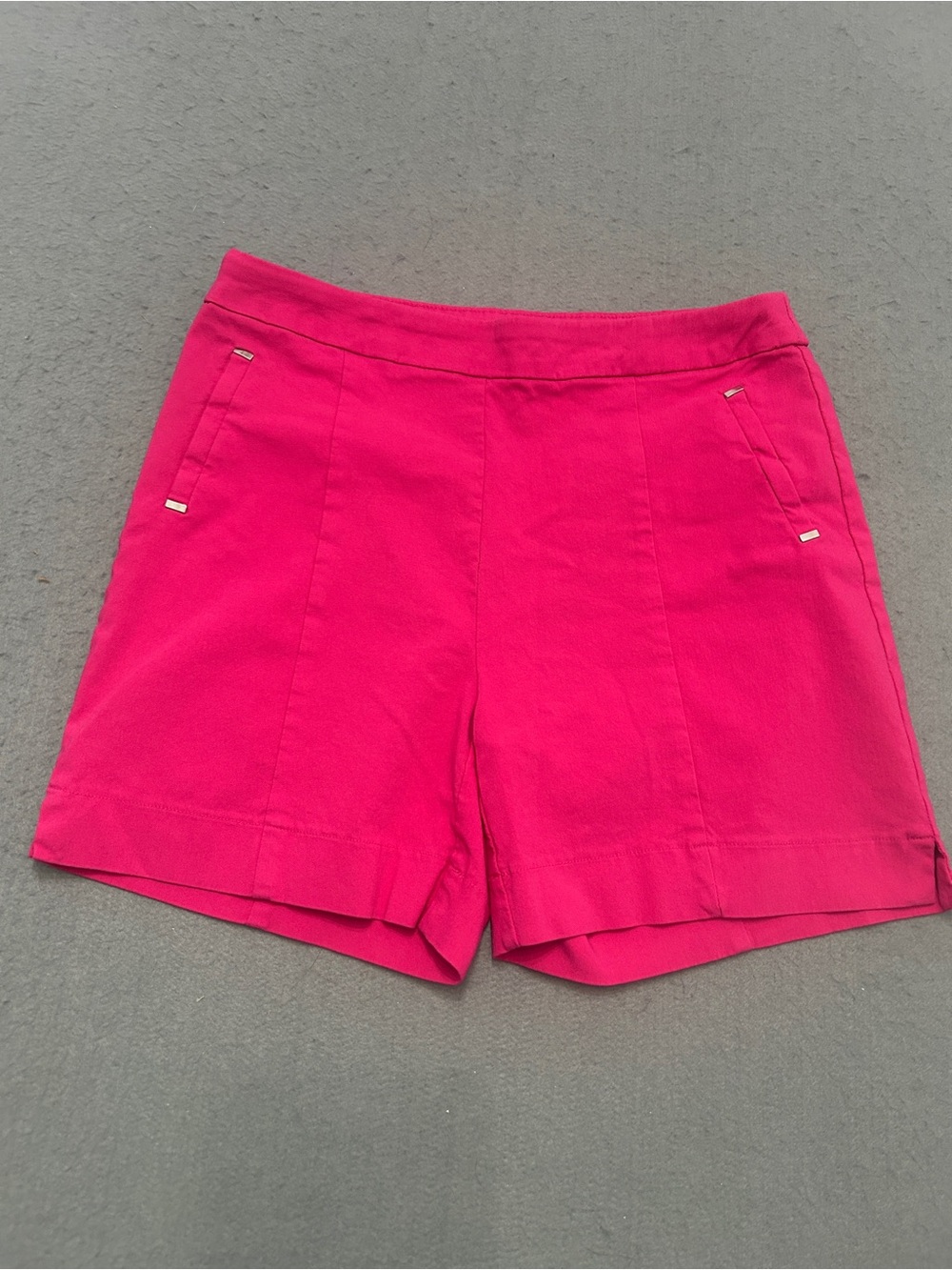 Women’s FitSight Hot Pink Casual Shorts Medium Pull-On Stretch